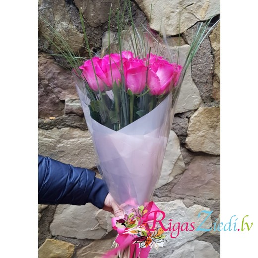 Rozā rozes